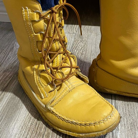 Mukluk (Mocassin boots) made in Wendake - Picture 5 of 9
